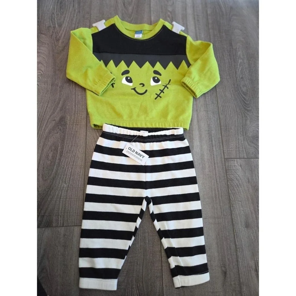 Old‎ navy baby boy halloween outfit 12-18 mos
